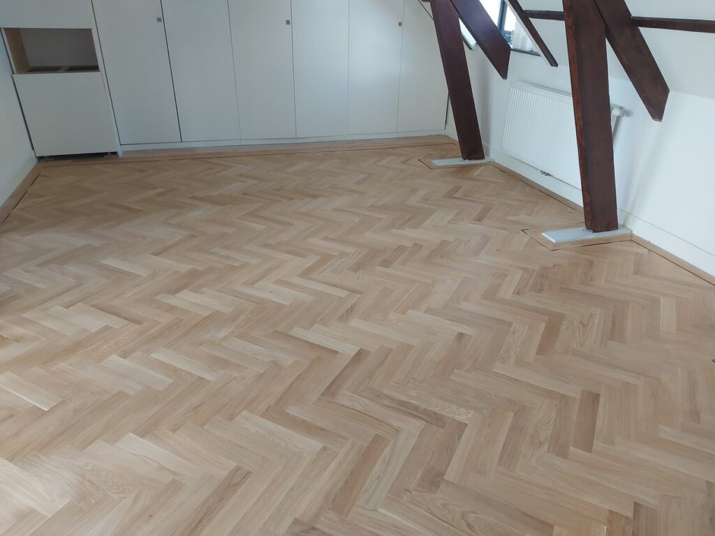 Vloeronderhoud | DB Vloeren, specialist in vloeronderhoud en vloeren leggen